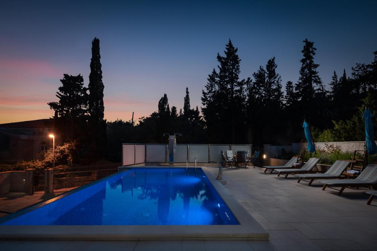 Villa Aqua - Adults Only Бол Екстериор снимка