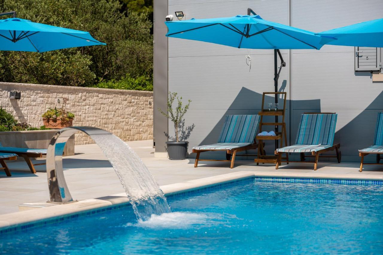 Villa Aqua - Adults Only Бол Екстериор снимка